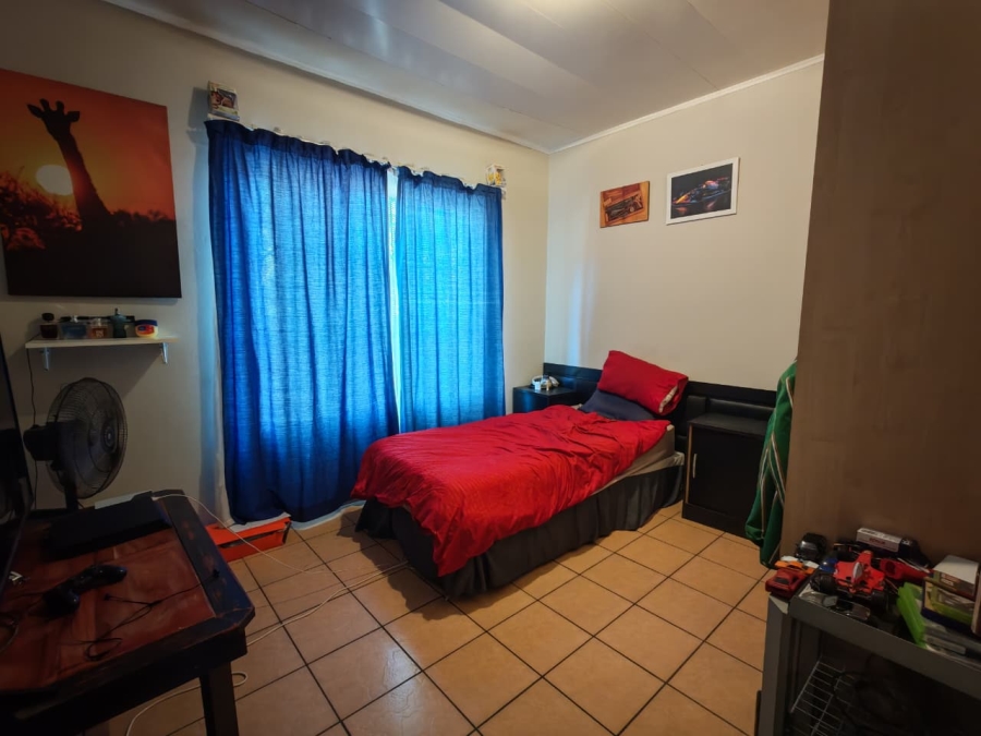 3 Bedroom Property for Sale in Waterval East North West